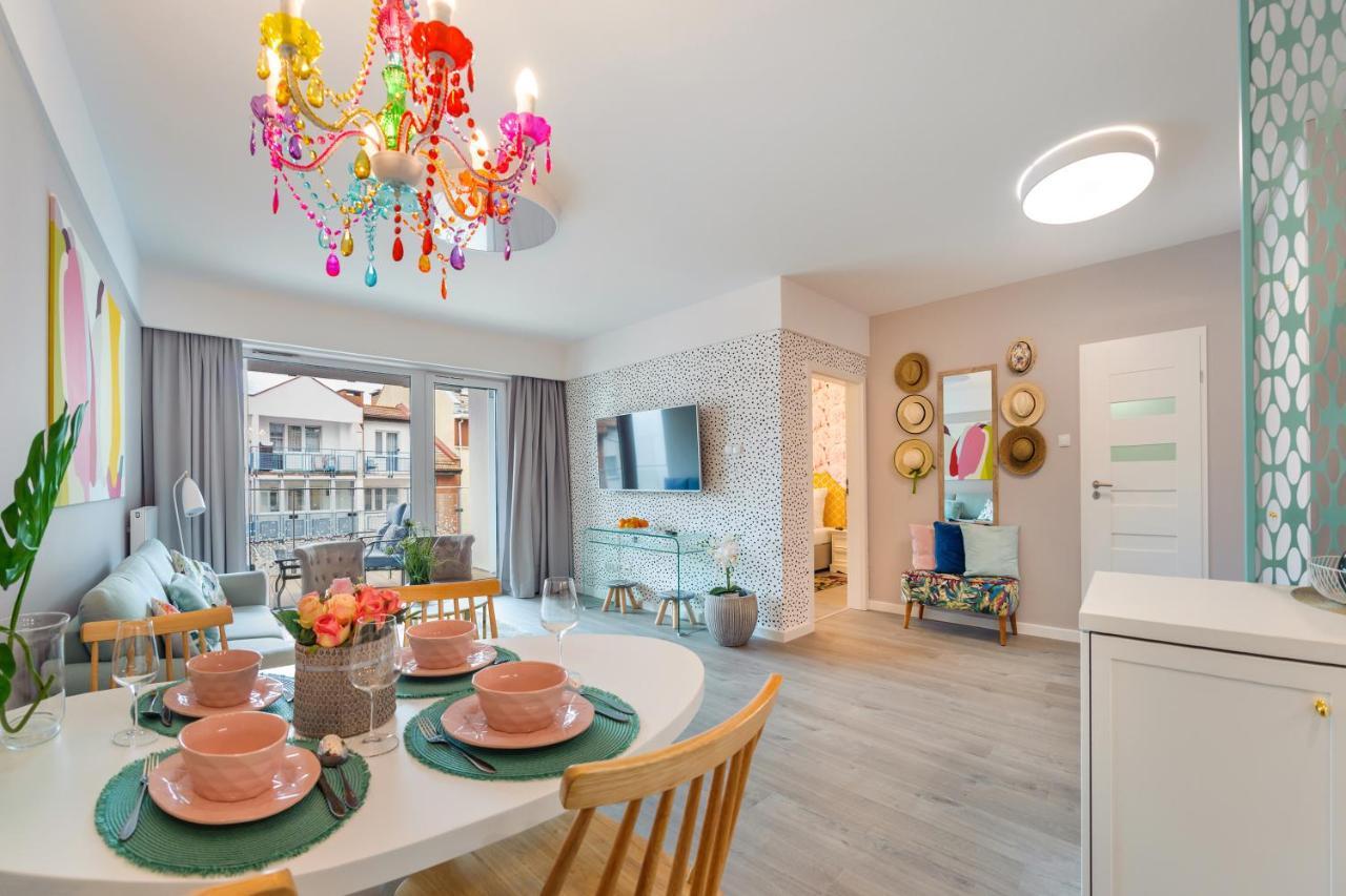 Apartamenty Sun & Snow Nadmorskie Tarasy Z Basenem Kołobrzeg Buitenkant foto