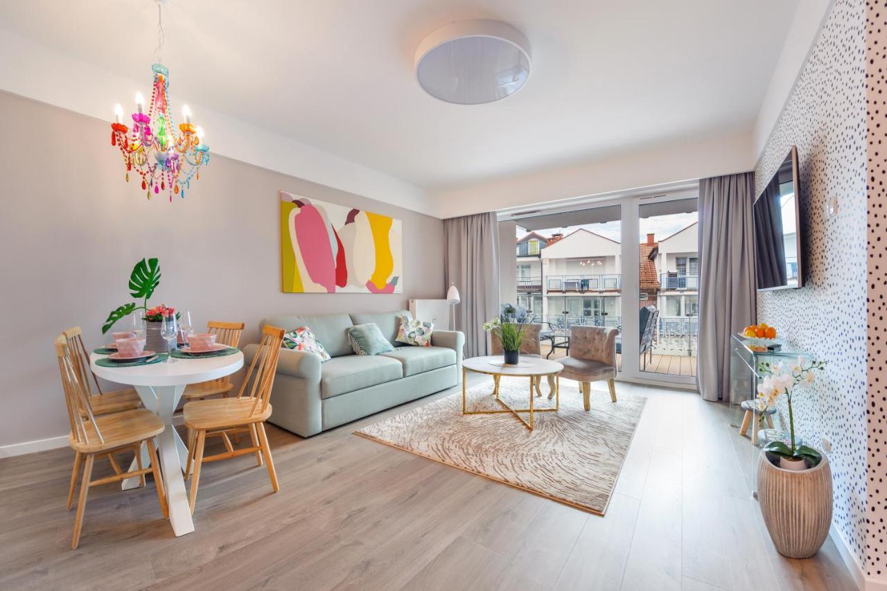 Apartamenty Sun & Snow Nadmorskie Tarasy Z Basenem Kołobrzeg Buitenkant foto