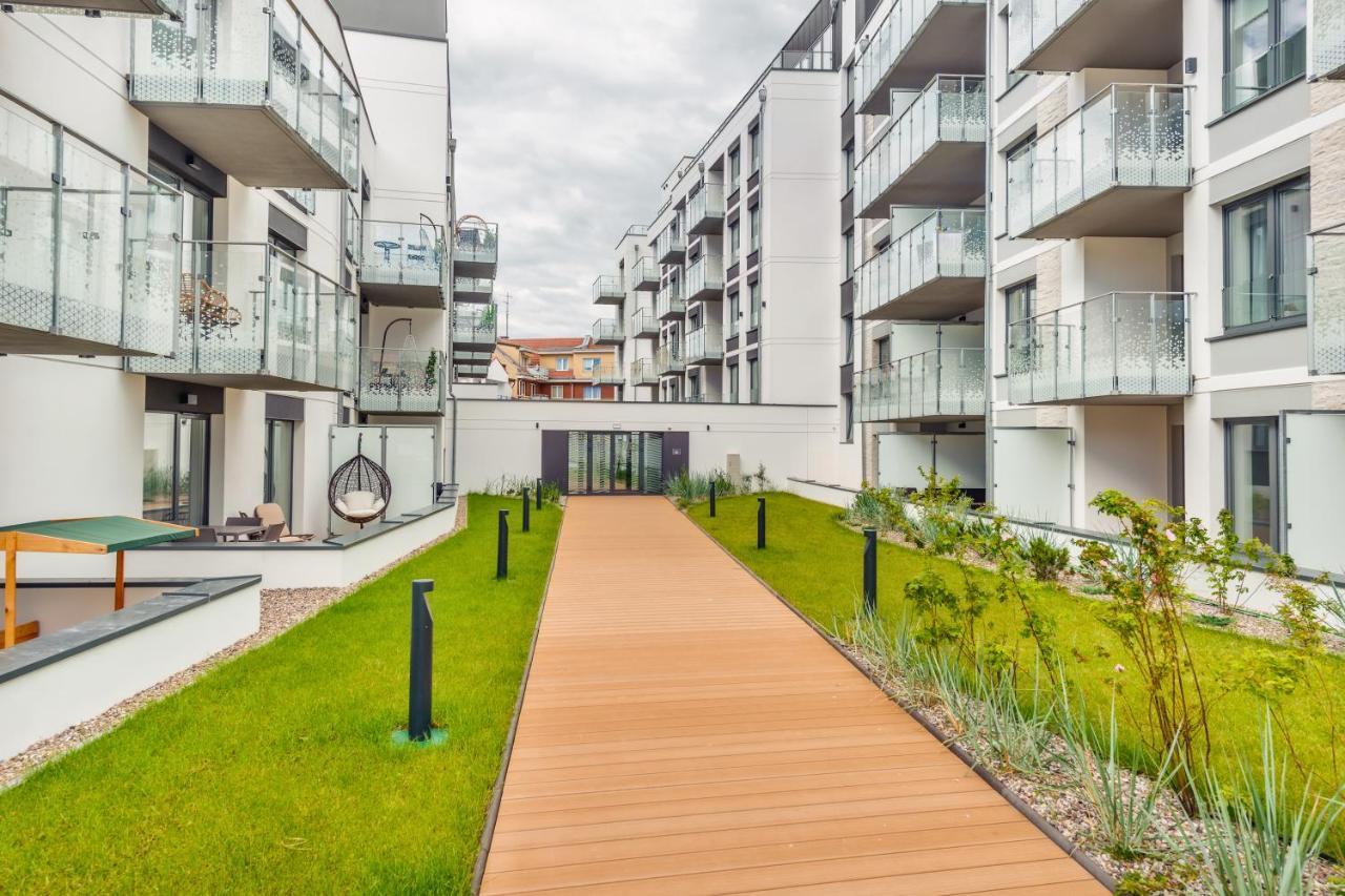 Apartamenty Sun & Snow Nadmorskie Tarasy Z Basenem Kołobrzeg Buitenkant foto