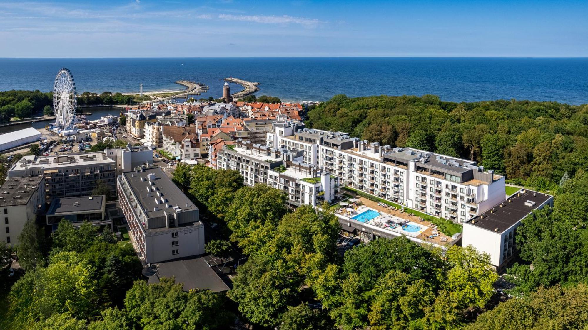 Apartamenty Sun & Snow Nadmorskie Tarasy Z Basenem Kołobrzeg Buitenkant foto